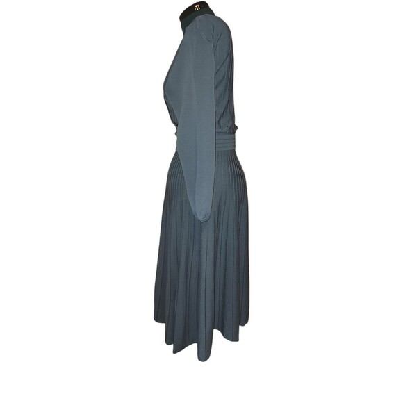 The Fold London Belluno Blue Pleated Regency Wrap Dress Size 10US Retail… - Picture 4 of 8